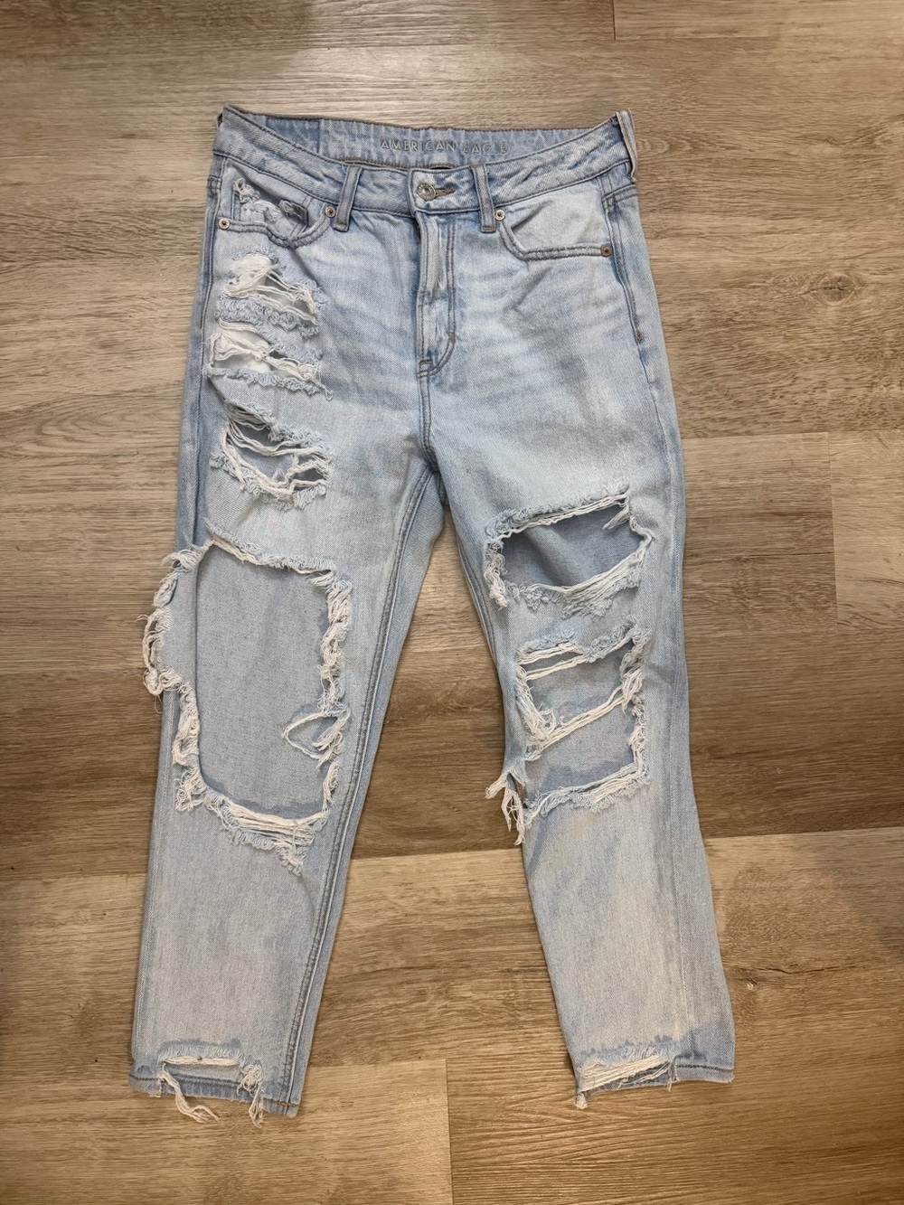 American Eagle Ripped Mom Jeans